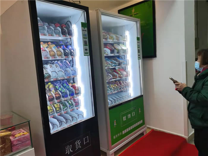 四川中青旅綿陽分社、綿陽市中旅假日旅行社、綿陽自來文化傳播有限公司24H自助售貨服務盛大開業(yè)