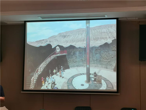 “金色胡楊 南疆盛景”秋攝漫旅行空調(diào)專(zhuān)列13日游